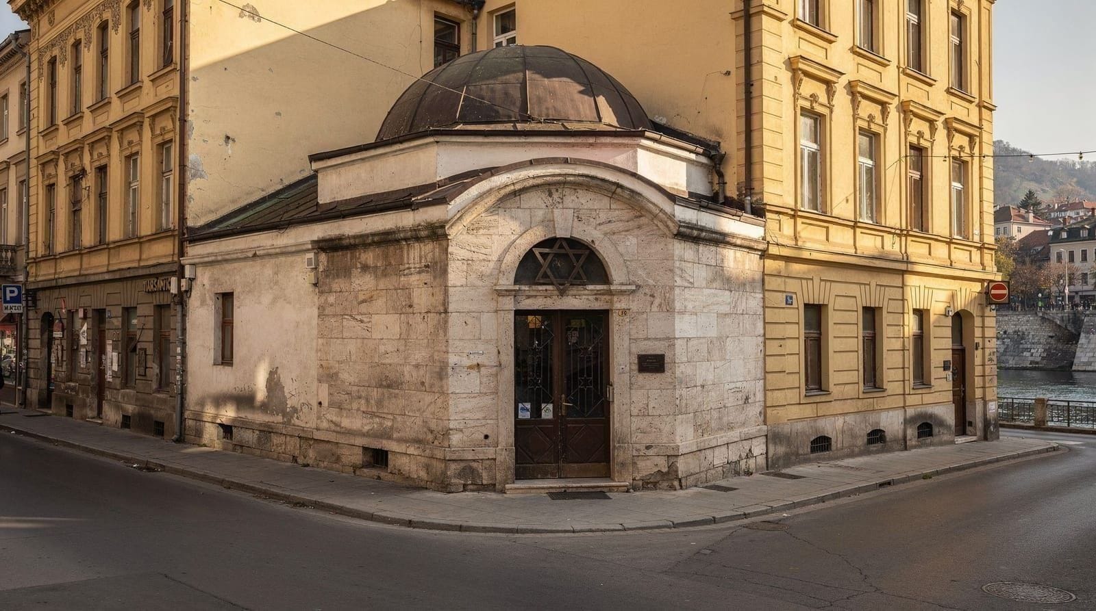 The synagogues and Jewish Sarajevo