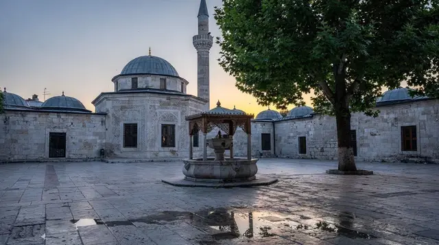 Gazi Husrev-bey Mosque: a visitor's guide