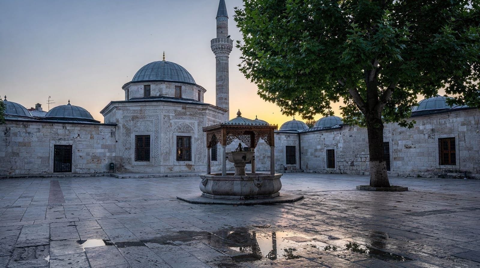 Moschea di Gazi Husrev-bey: guida alla visita