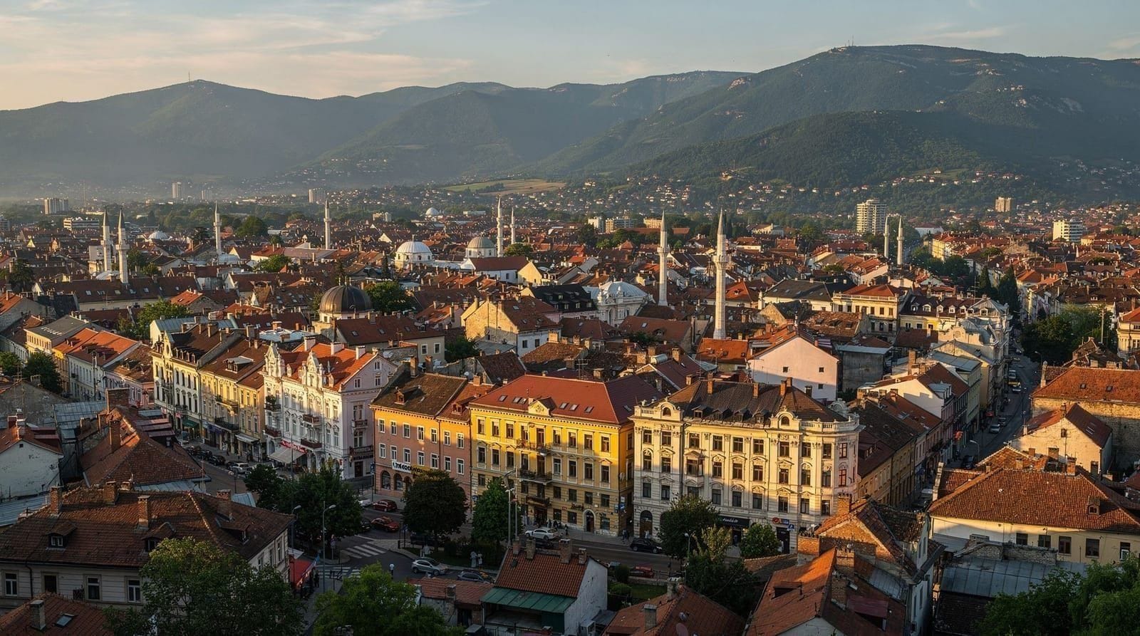 Sarajevo oder Zagreb: Wo Sie Ihre Reise besser aufbauen