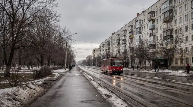 Walking Sniper Alley: Marijin Dvor to Baščaršija